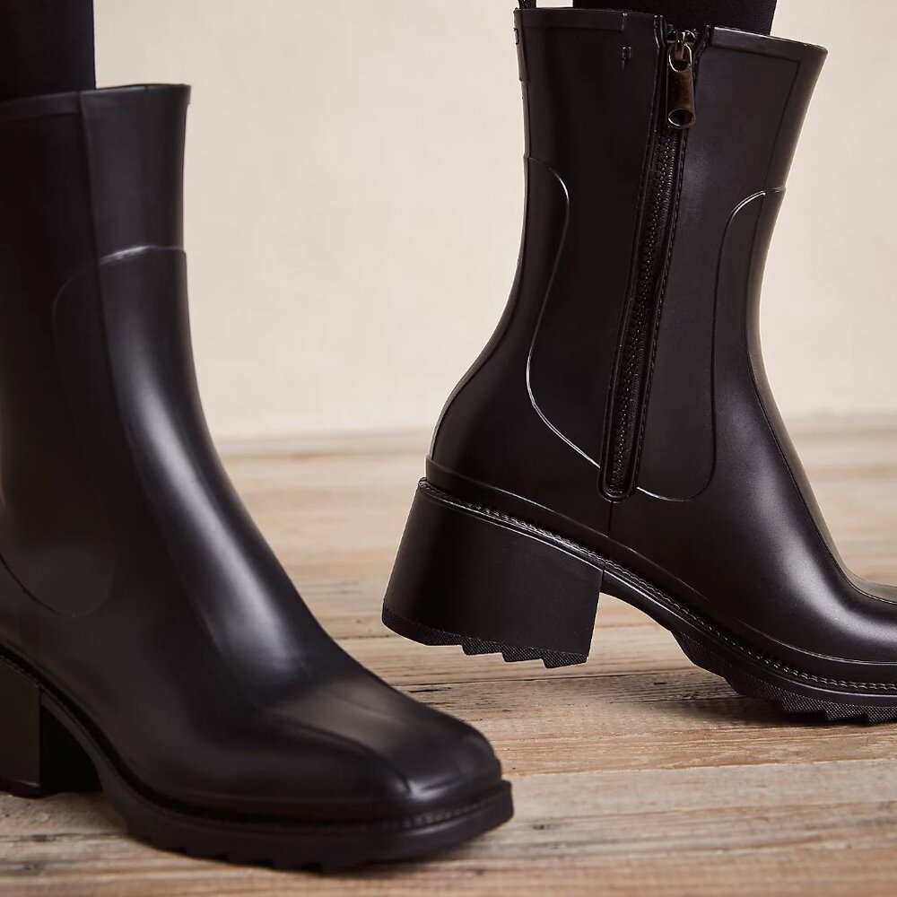 Jeffrey Campbell Pluis Rain Boots in Black Matte US8